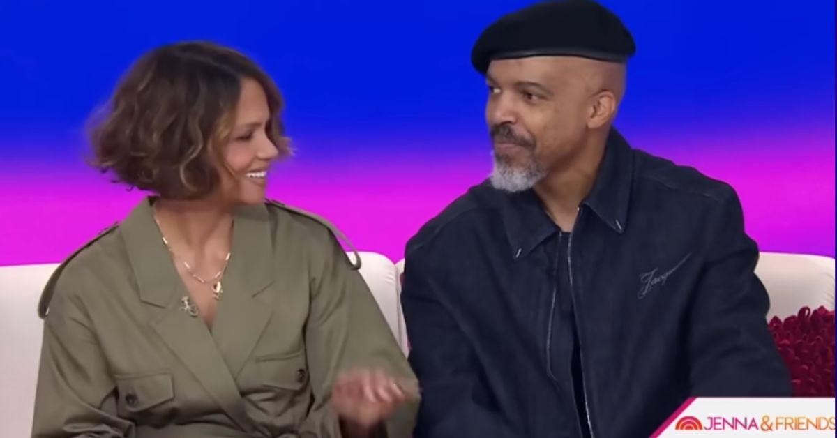 halle berry boyfriend van hunt proposes after years together