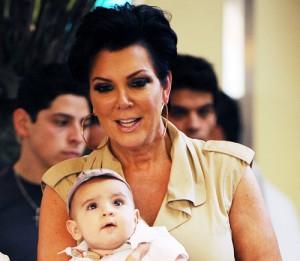 2010__07__kardashian july1 main 300&#215;261.jpg