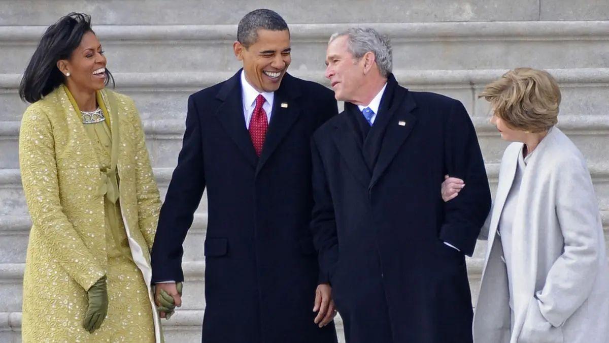 image of The 43rd POTUS slipped Michelle Obama a breath mint.