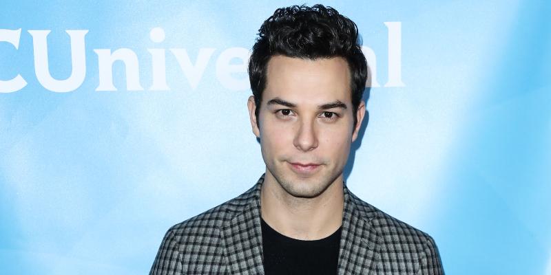 'Pitch Perfect' Star Skylar Astin's Sexiest Photos Are Drool-Worthy