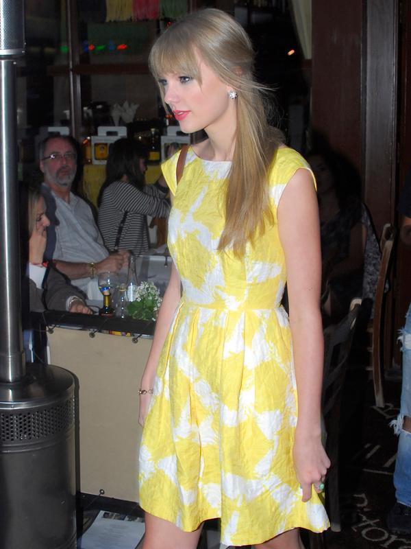 Taylor_swift_8 23 12image.jpg