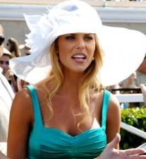 2009__11__wenn2515689 207×225.jpg