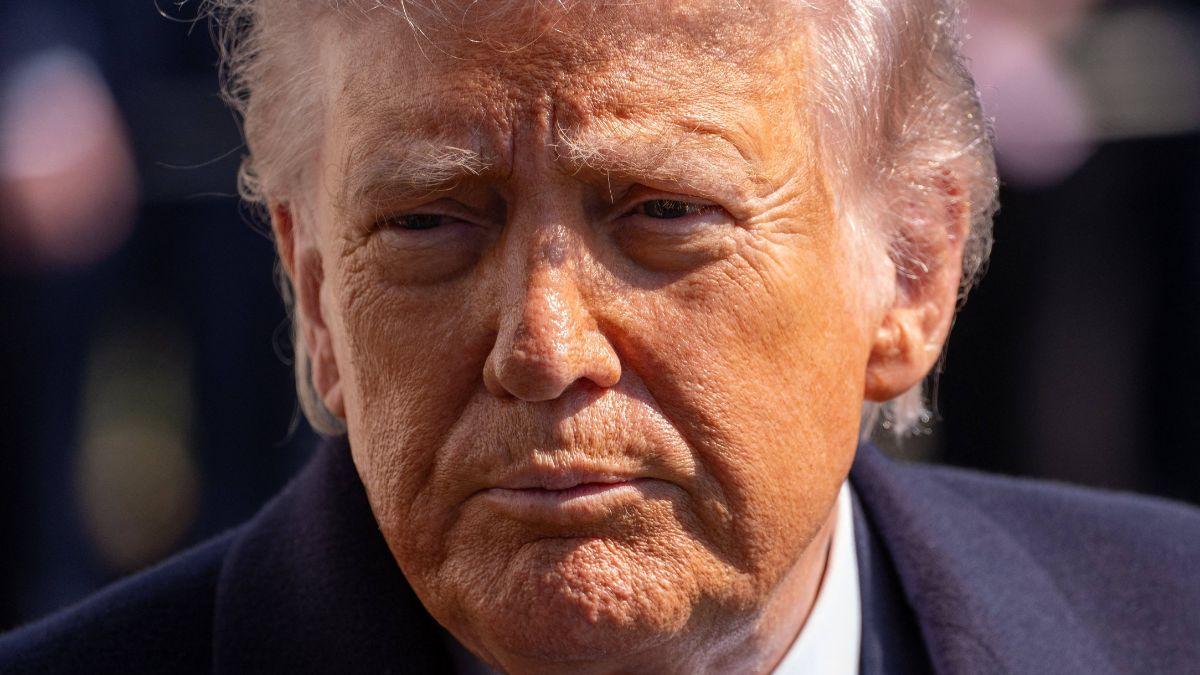 image of The host also mocked Trump's 'ridiculous' USA baseball cap.