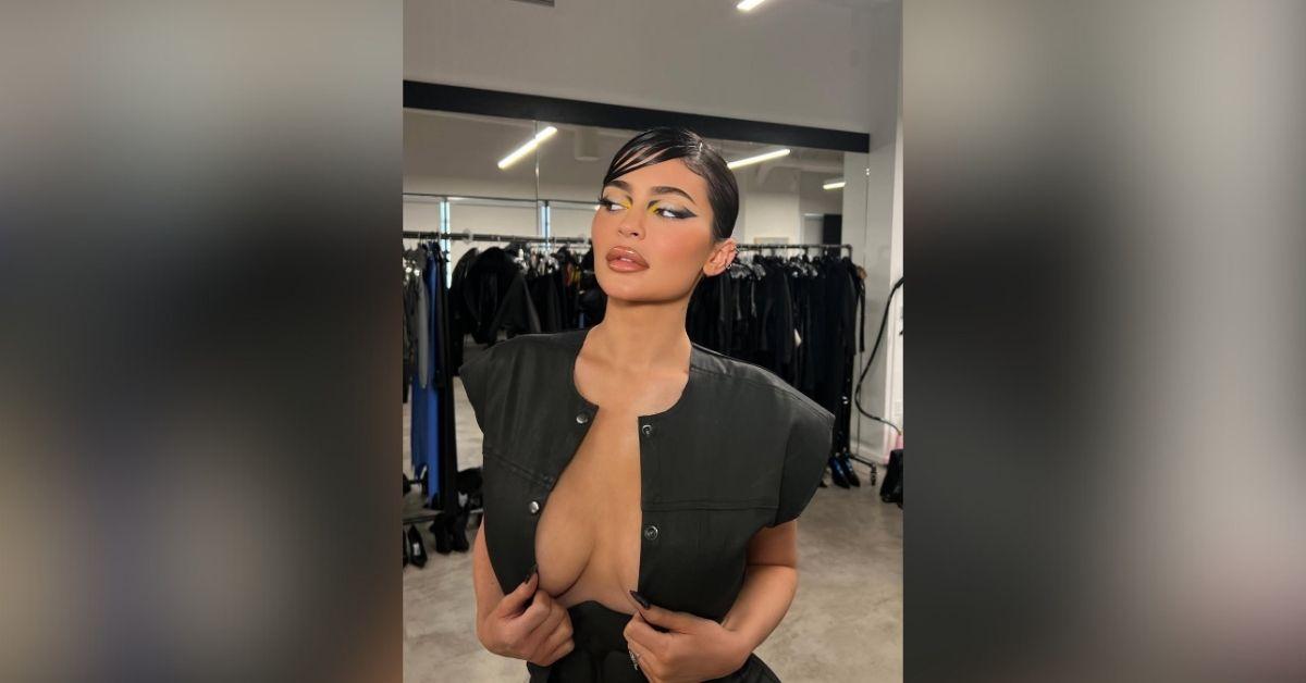 kylie jenner best braless moments photos