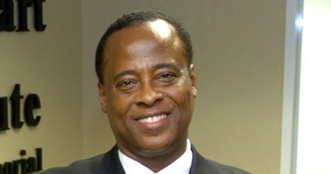 2009__07__drmurray1 477×800.jpg