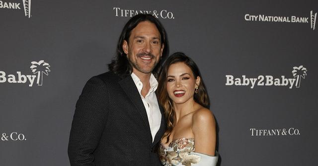 jenna dewan paused wedding planning steve kazee covid  surge pp