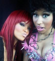 2011__01__Rihanna_NIcki_Minaj_Jan10news 224×300.jpg