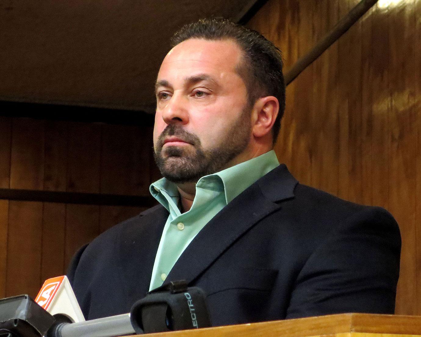 Joe Giudice In Court Teresa Giudice Snub Anniversary