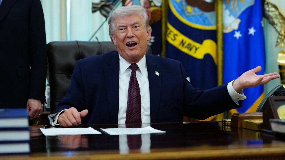 image of Many Democrats have labeled the post as 'unhinged.'