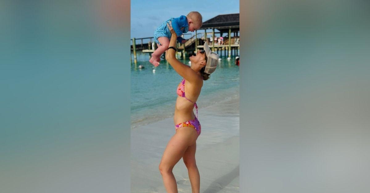 lainey wilson weight loss bikini trip