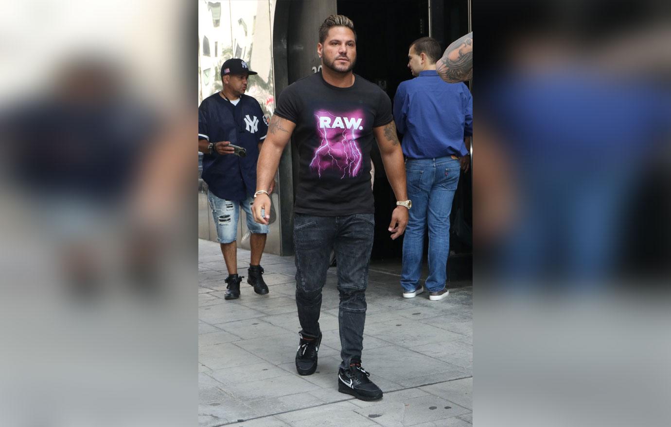 Ronnie Ortiz-Magro Walking On The Street Jen Harley