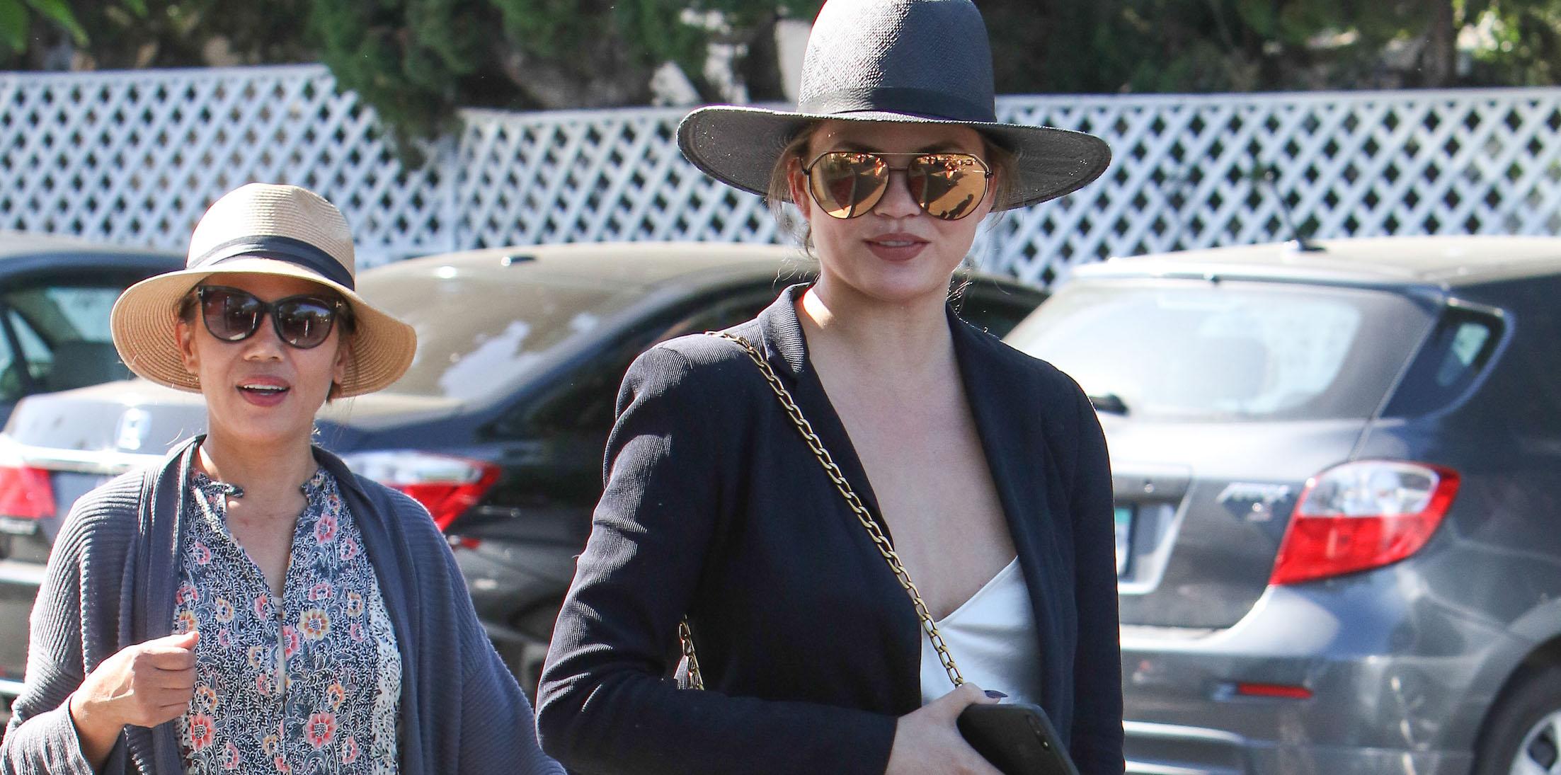 Chrissy Teigen is spotted having lunch with her mother in Beverly Hills