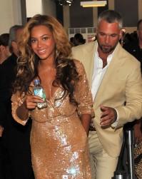 2011__09__Beyonce 199×300.jpg