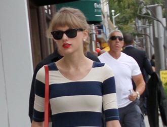 Taylor swift april27 1.jpg