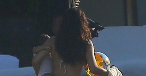 Kim kardashian bikini north west