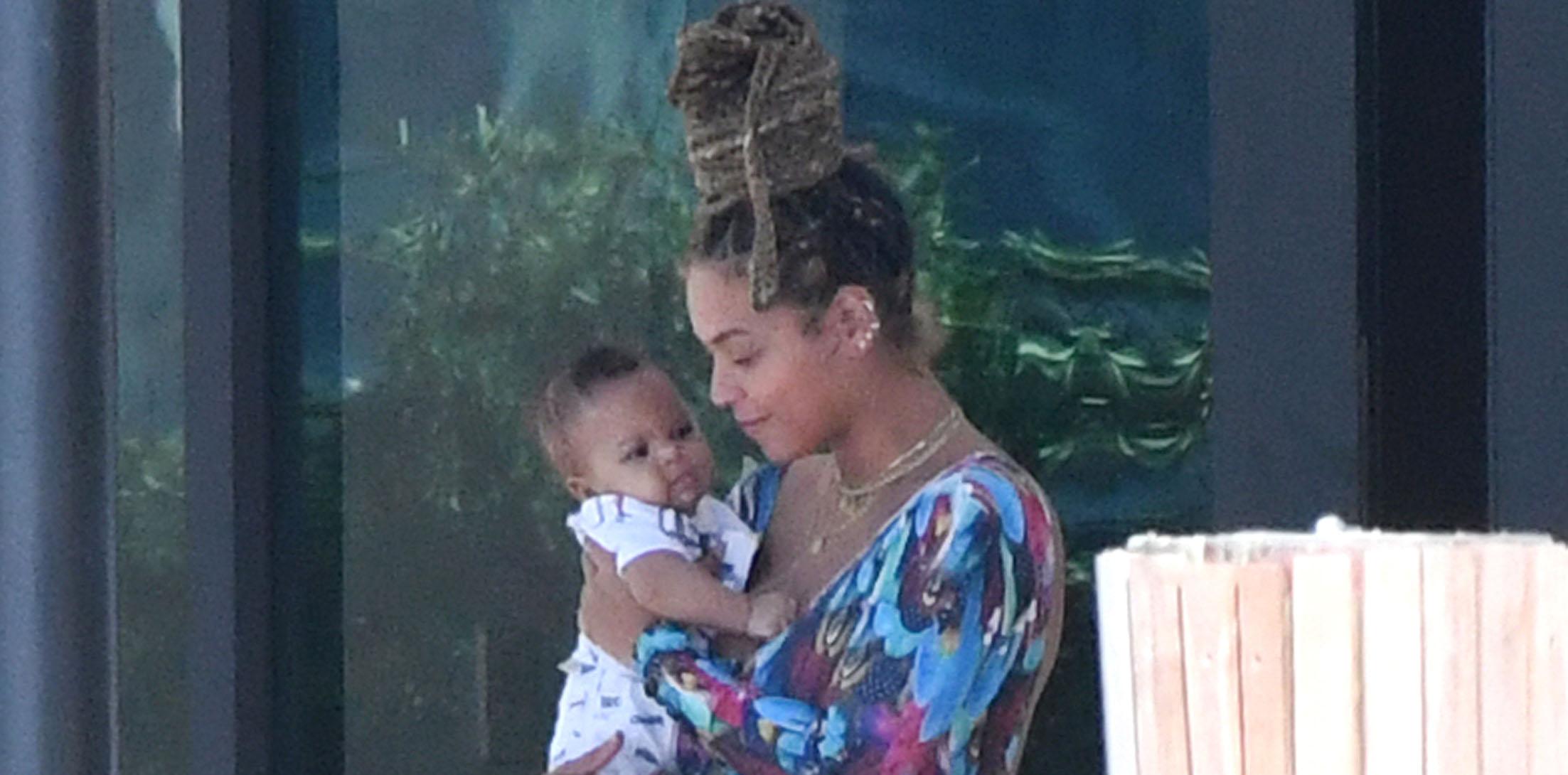 Beyonces Twins Rumi And Sir Carter Seen For The First Time