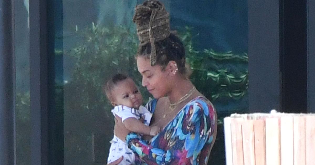 Beyonces Twins Rumi And Sir Carter Seen For The First Time 