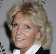 2009__12__meredithbaxter 225×217.jpg