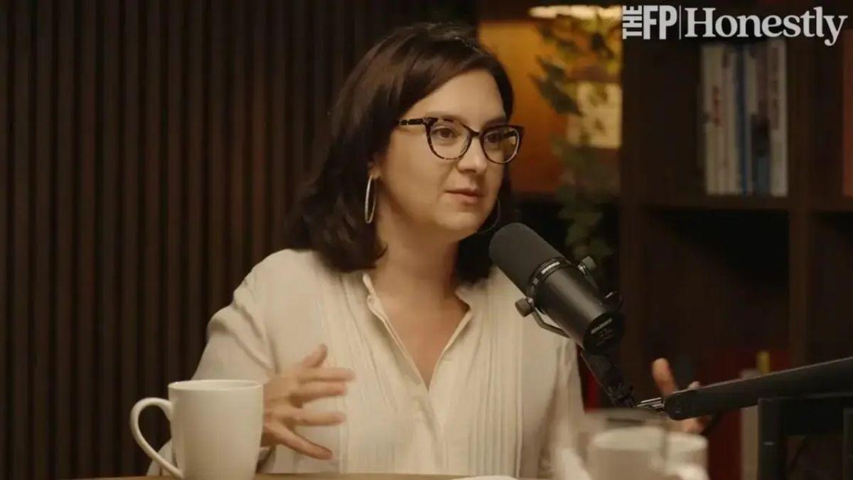 Image of Anderson Cooper reportedly didn't like the 'rightward' direction CBS News boss Bari Weiss was taking '60 Minutes.'