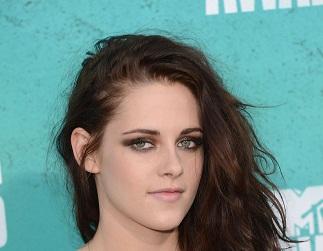 Kristen stewart june 16 001 m.jpg