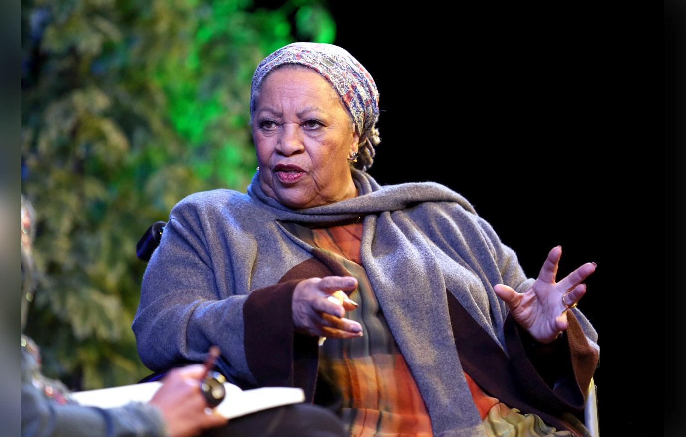 Toni Morrison dead at age 88