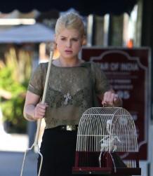 2010__09__FP_5676132_Osbourne_Kelly_FP3_090410 218×300.jpg