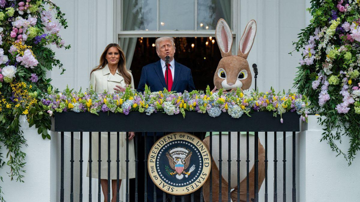 image of Melania and Donald trump