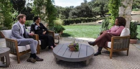 meghan markle clevr blends video seen desperate attempt distract struggles