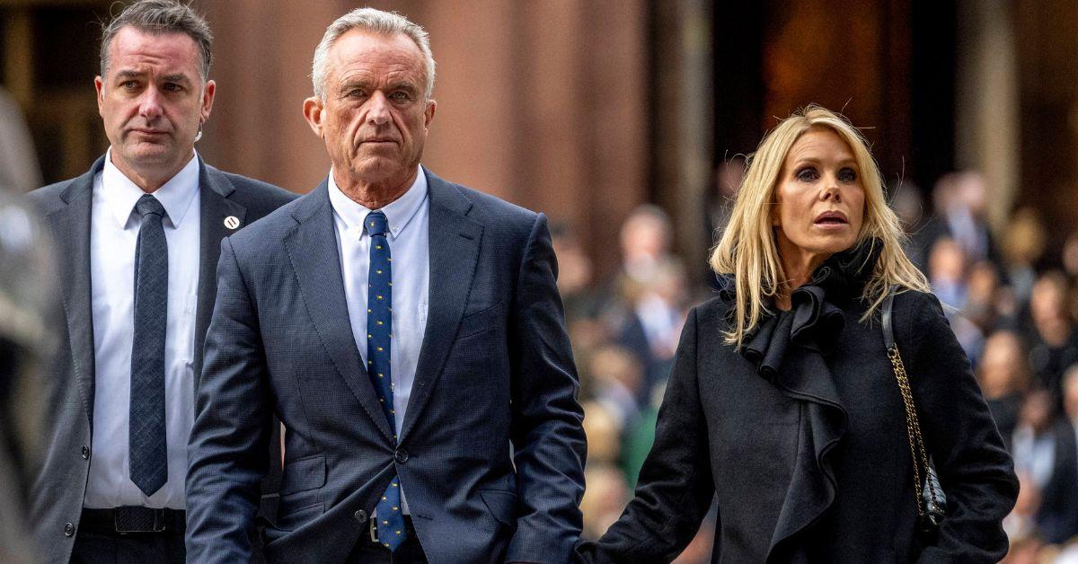 image of Jenny McCarthy said many Hollywood stars support RFK Jr.'s views.