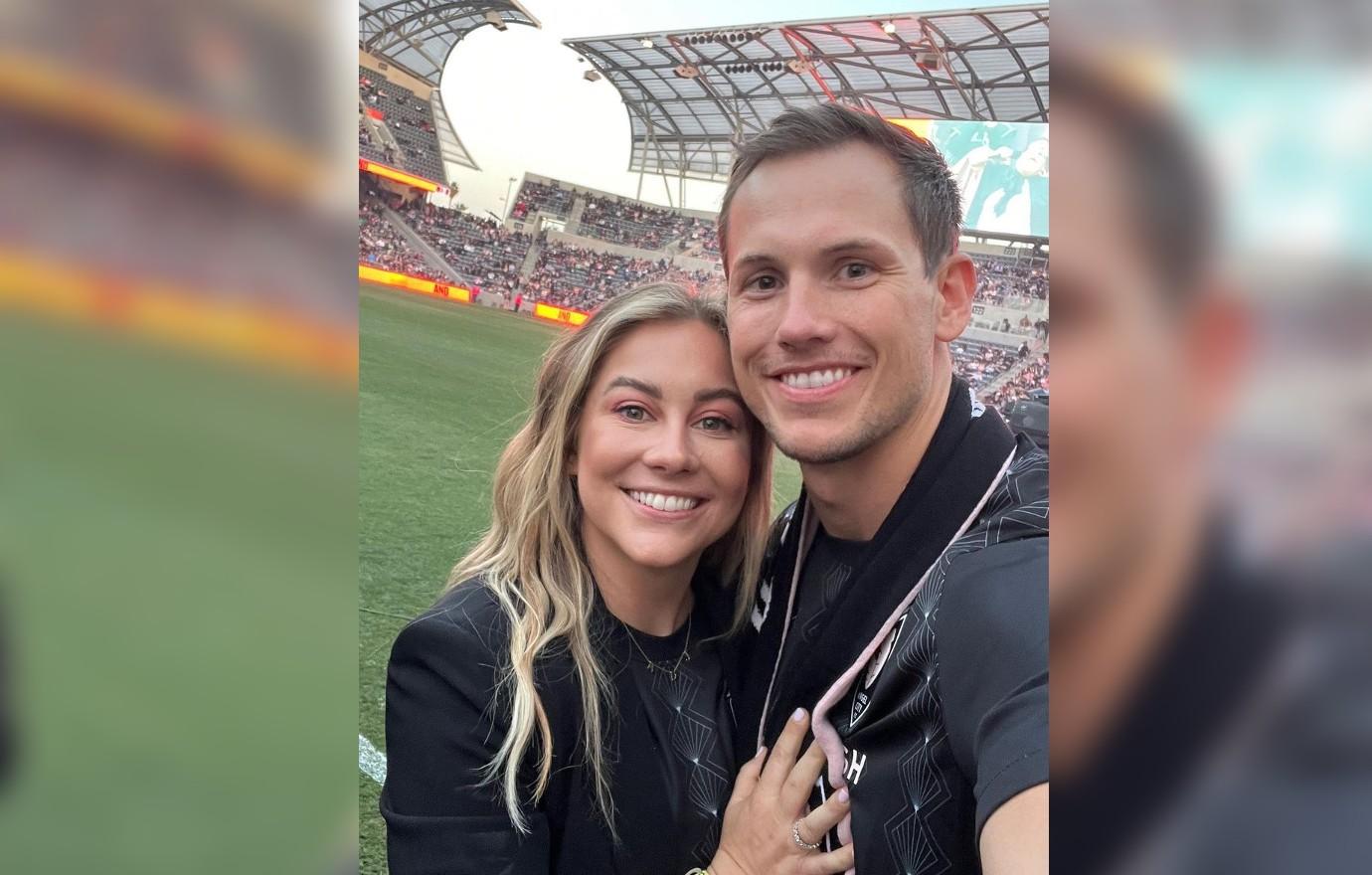 Shawn Johnson Kids' First Trip to Disney After Being Flown in Plane by Dad