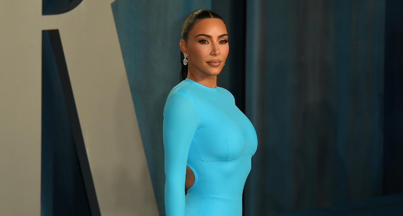 Kim Kardashian Shuts Down Rumors Of Photoshop Fail