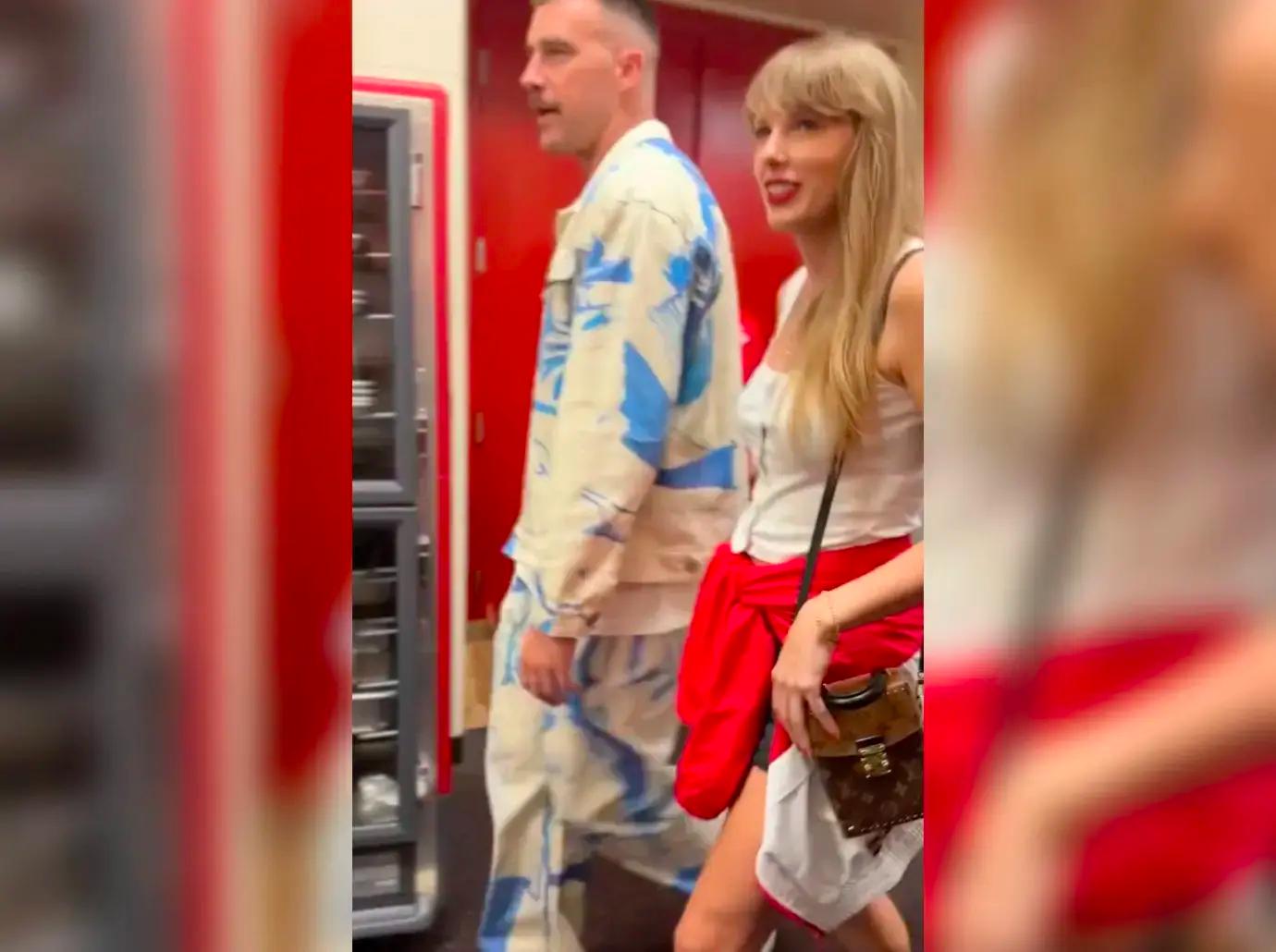 Taylor Swift & Boyfriend Travis Kelce's Cutest Moments: Photos