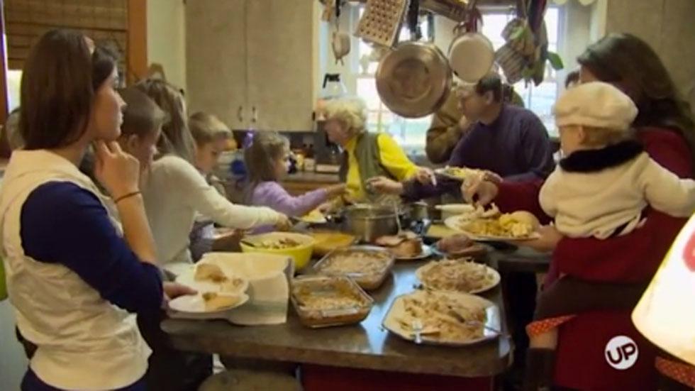 Bringing up bates thanksgiving dinner