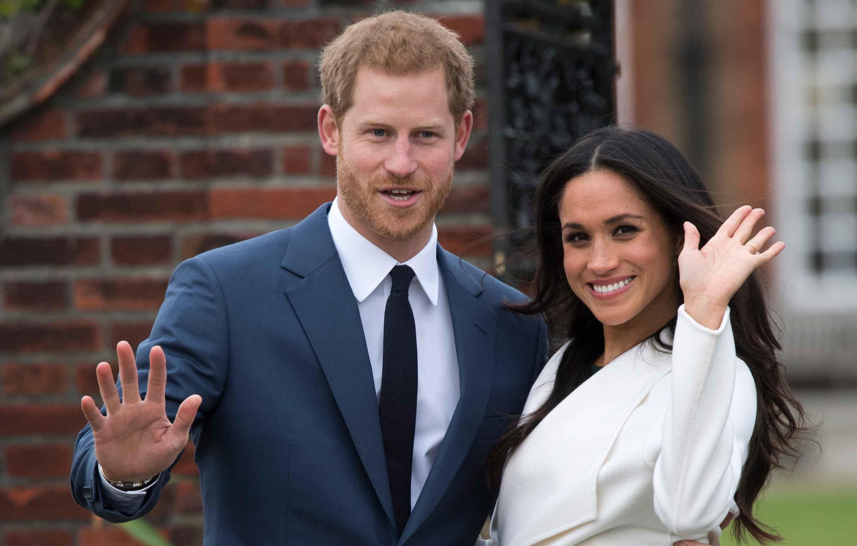 prince harry shows wife meghan markle major love during jack johnson concert