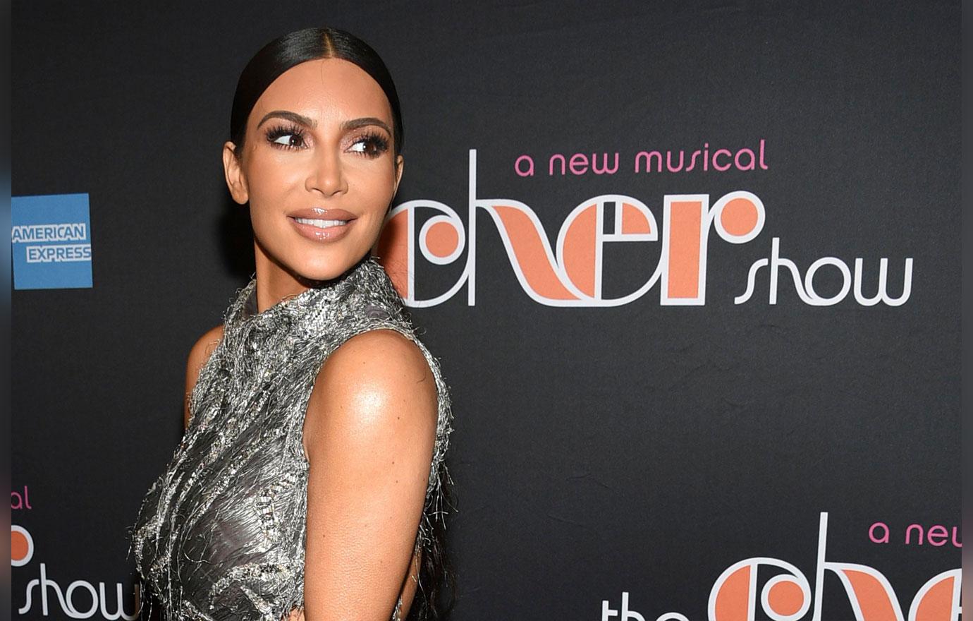 Kim Kardashian Shares Sexy Photo After Promising Kanye She’ll Tone It Down