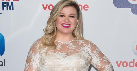 kelly clarkson baby first photos newborn son
