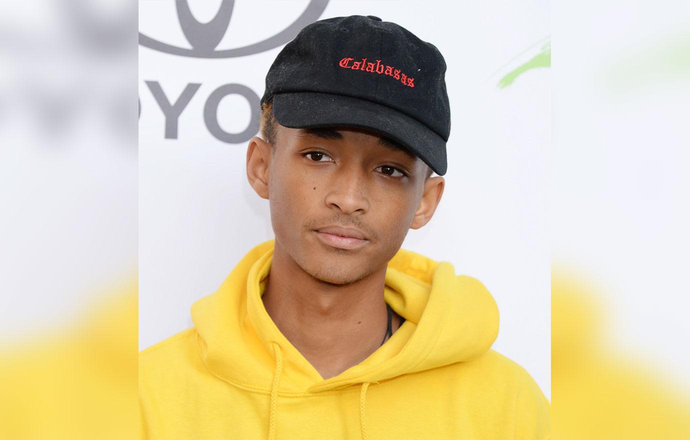 Jaden Smith Hits the Red Carpet With an Iguana, Blond Eyebrows and  Distressed Dad Shoes