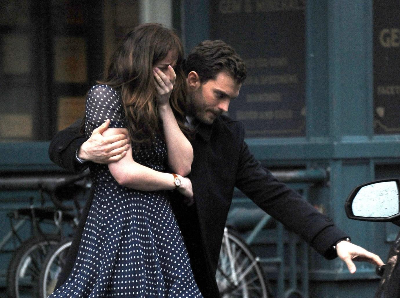 jamie dornan hid aaron taylor johnsons home fifty shades of grey criticism