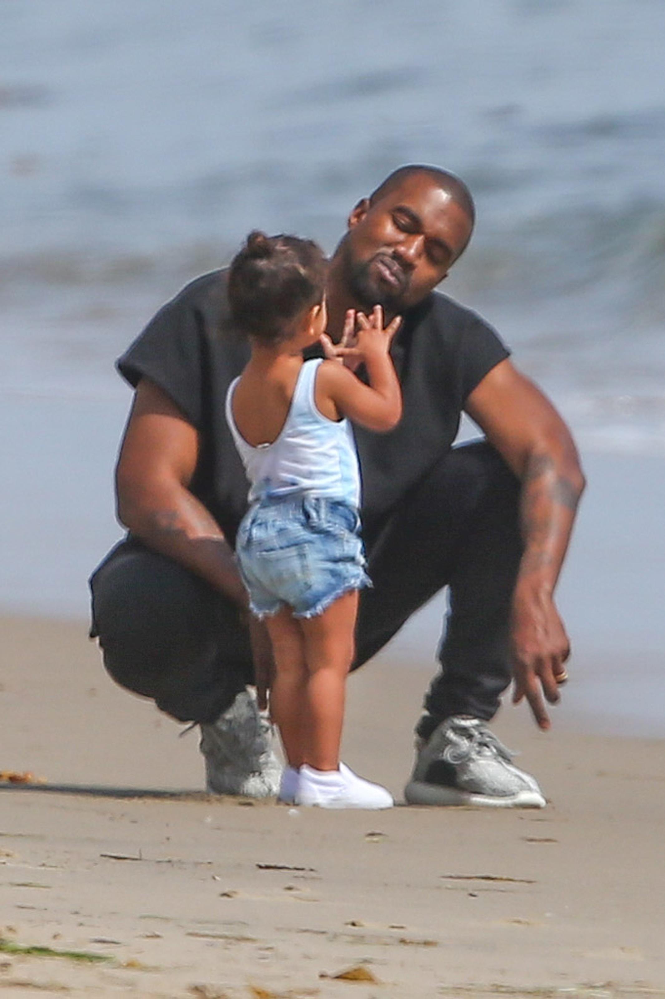 *PREMIUM EXCLUSIVE* Kanye West, Kim Kardashian and baby North have a family day in Malibu**WEB EMBARGO UNTIL 10AM PST ON 03/24/15**