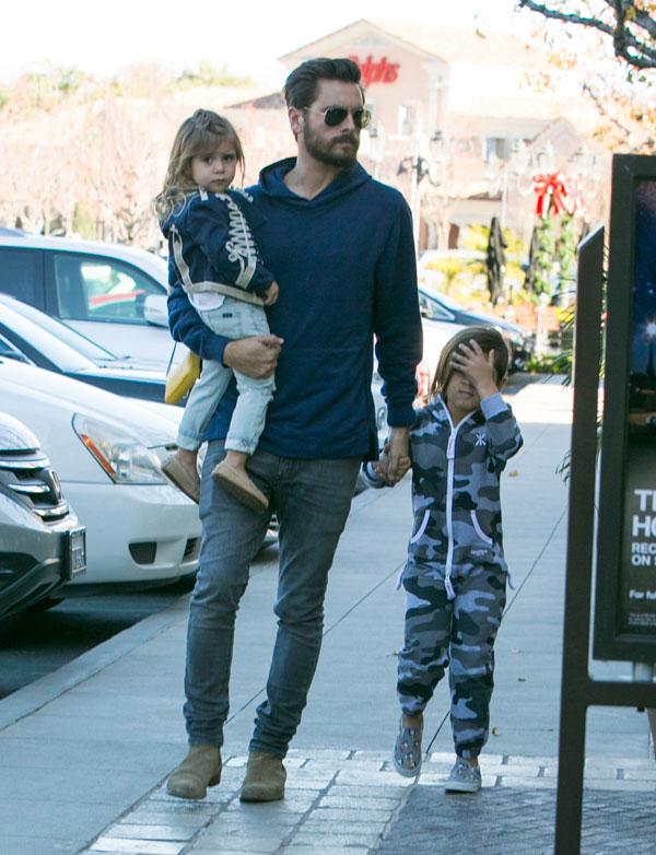 Scott disick focusing kids