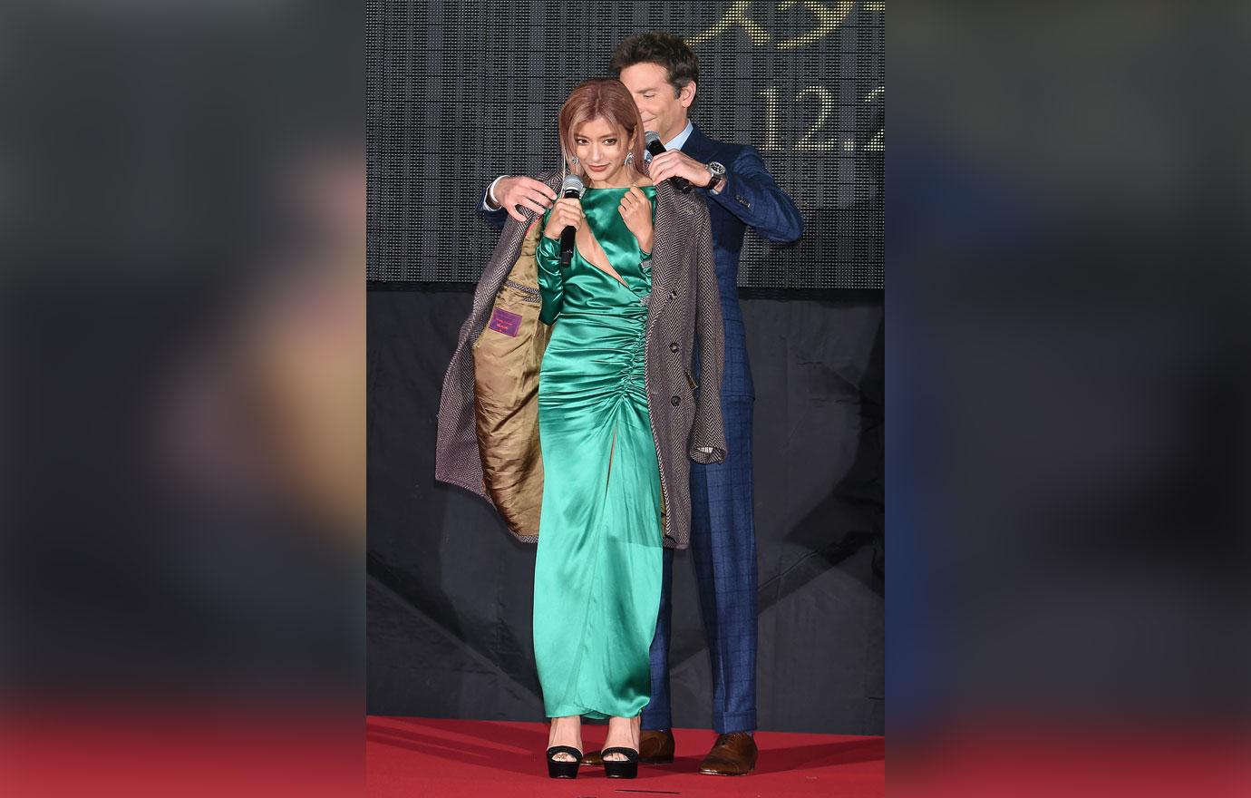 &#8216;A Star Is Born&#8217; Premiere In Japan