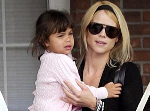 2010__08__Elin_Nordegren_AugMAIN 300×222.jpg