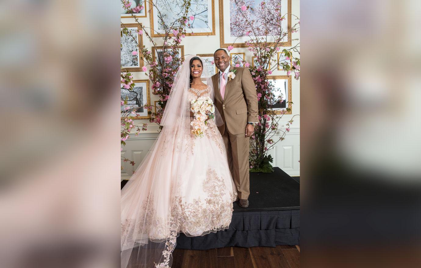 Omarosa wedding outlet dress price