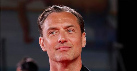 jude law falls venice boat