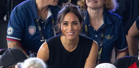 meghan markle insulted palace suggested work black attendant racist scandal