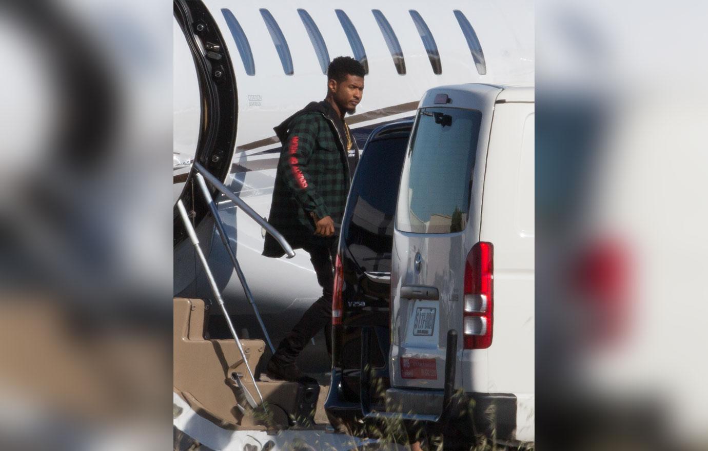 EXCLUSIVE: Usher arrives into  Adelaide in style as he exits private jet hours before his show