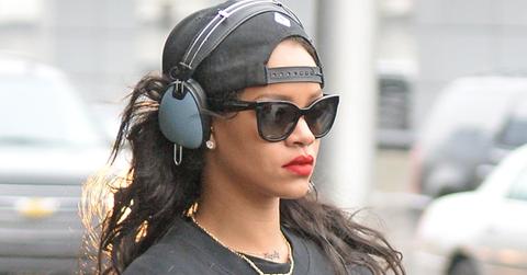 Rihanna sad jfk chris brown father01