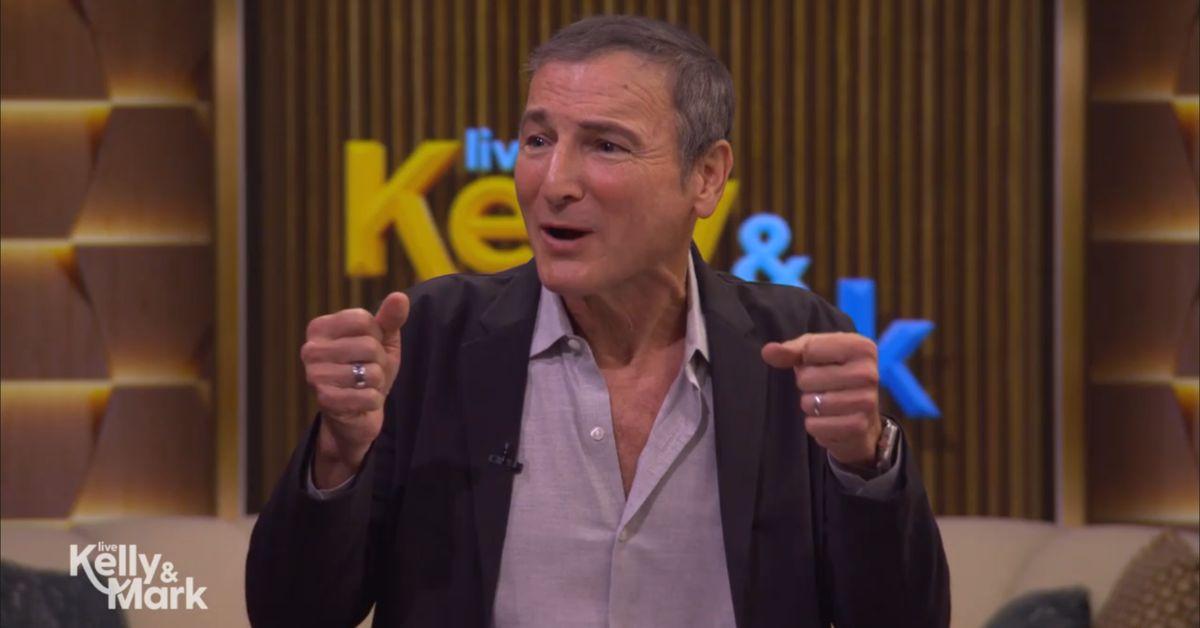 image of Michael Gelman pushed back on Kelly Ripa’s version of events and jokingly described her driving style as slow and cautious.