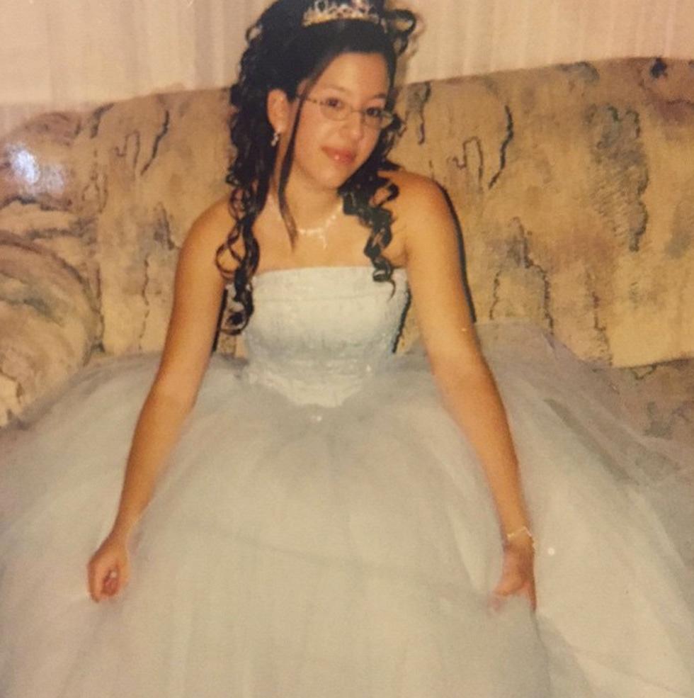 Vee torres prom picture