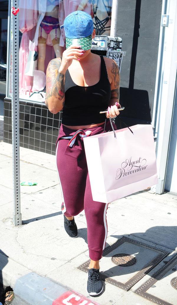 Amber rose lingerie shopping